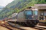 15.06.2001	Bahnhof Bellinzona, Lok 11161, eine 4/4 II, hat ihren Nahverkehrszug abgestellt