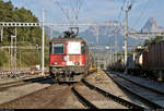 Kesselzug mit Re 4/4 II 11257 (420 257-8) SBB durchfährt den Bahnhof Arth-Goldau (CH) auf Gleis 6 Richtung Immensee (CH).