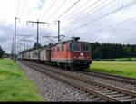 SBB - Lok 420 256-0 vor Güterzug unterwegs bei Lyssach am 28.09.2020