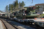 Militärzug Bure-Thun mit der Re 420 232-1 beim Zwischenhalt in Moutier am 29.