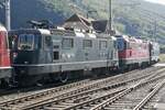 Die Re 4/4 11335 der SBB C die am 15.9.24 am Lokzug in den Bahnhof Balsthal einfährt.