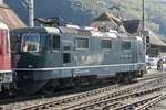 Die Re 4/4 11161 der SBB P die am Schluss dieses Lokzuges am 15.9.24 in den Bahnhof Balsthal einfährt.