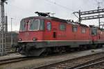 Re 4/4 II 11293 am Güterbahnhof Muttenz. Die Aufnahme stammt vom 08.02.2014.