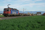 SBB CARGO
Schwellentransport Hägendorf-Solothurn-Burgdorf-Kriegsschlaufe-Zofingen-Rothenburg vom 15. September 2018 mit der Re 421 372-4.
Diese Aufnahme ist auf der ehemaligen EBT-Strecke Solothurn-Burgdorf bei Aefligen entstanden.
Foto: Walter Ruetsch 
