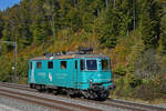 Re 430 114-9 der WRS fährt Richtung Bahnhof Tecknau. Die Aufnahme stammt vom 18.10.2021.