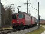 Crossrail - 436 115-0 + 436 ... unterwegs mit Güterzug bei Lyssach am 22.02.2014