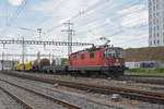 Re 430 350-9 durchfährt den Bahnhof Pratteln. Die Aufnahme stammt vom 24.04.2020.