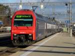 SBB / S-Bahn Zrich - Lok 450 066-6 unterwegs auf der Linie S5 bei der einfahrt im bahnhof Blach am 01.04.2011