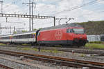 Re 460 078-9 durchfährt den Bahnhof Pratteln. Die Aufnahme stammt vom 26.05.2020.