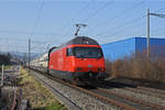 Re 460 005-2 fährt Richtung Bahnhof Lausen. Die Aufnahme stammt vom 24.01.2020.