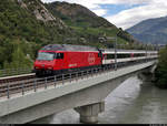 Re 460 039-1  Rochers de Naye  auf der Brücke Rhône Leuk (CH).

🧰 SBB
🚝 IR 1824 (IR 90) Brig (CH)–Genève-Aéroport (CH)
🚩 Bahnstrecke Vallorbe–Domodossola (Simplonstrecke | 100/200)
🕓 4.8.2020 | 14:46 Uhr