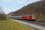 Re 460 061-5 fährt Richtung Bahnhof Tecknau. Die Aufnahme stammt vom 26.02.2021.