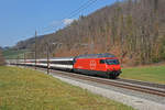 Re 460 046-6 fährt Richtung Bahnhof Tecknau. Die Aufnahme stammt vom 24.03.2021.