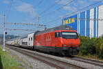 Re 460 083-9 fährt Richtung Bahnhof Itingen. Die Aufnahme stammt vom 09.09.2021.