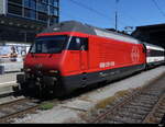 SBB - 460 079-7 vor IR im HB Zürich am 2024.04.27