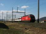 Re 460 058 mit IR bei Bilten am 16.03.2009