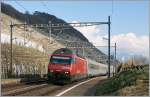 Am 11. März 2009 fährt die SBB Re 460 003-7 mit einem Cisalpino EC bei der Haltestelle Epesses Richtung Lausanne.
