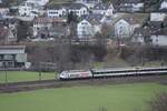 Werbelok LEMAN 2030 (Ausbau der Bahnanlagen am Genfersee) fährt am 11.03.2019 bei Sissach Richtung Gelterkinden.