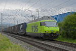 Re 465 007-3 der BLS fährt am 03.06.2024 Richtung Station Itingen.