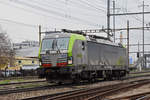 Siemens Vectron 475 413 der BLS durchfährt solo den Bahnhof Pratteln. Die Aufnahme stammt vom 19.11.2018.