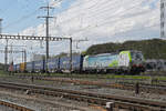 Siemens Vectron 475 414-9 der BLS durchfährt am 30.03.2023 den Bahnhof Pratteln.