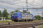 Siemens Vectron 475 902-3 der WRS durchfährt am 22.07.2024 solo den Bahnhof Pratteln.