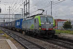 Siemens Vectron 475 413-1 durchfährt am 23.09.2024 den Bahnhof Pratteln.