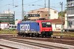 Am 26.08.2015 rangierte SBB Cargo/TXL 482 047-9 im nördlichen Vorfeld von Regensburg Hbf, um kurze Zeit später nach Regensburg Ost zu fahren, um dann einen  ARS Altmann -Autozug in Richtung