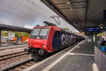 482 001-5 von SBB Cargo durchfährt mit einem Kesselwagenzug den Bahnhof Weinheim (Bergstraße).
Aufgenommen am 18.4.2017.