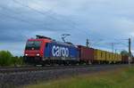 Am 27.05.21 fuhr 482 044-5 mit einem Containerzug vom Falkenhagener Kreuz (Berliner Außenring) kommend, durch Vietznitz, in Richtung Hamburg.