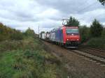 482 034-6 der SBB Cargo am 20.10.2007 mit Containerzug in Limmer