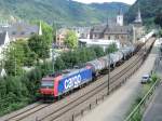 482-016 ist am 13.8.10 mit dem DGS 44678 von Basel SBB Rb nach Rheinhausen bei St. Goar unterwegs.