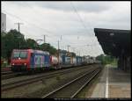 SBB 482 008 passiert mit einem Containerzug den Bahnhof Kln West (21.09.2011)