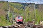 482 002-3 bei der Einfahrt in Baunatal-Guntershausen Richtung Frankfurt am M. von Kassel kommend. 16.04.2014