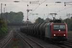 SBB Cargo 482 024 am 9.10.13 mit einem Kesselzug in Düsseldorf-Rath.