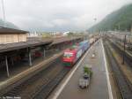 Re 484 020-3 am 1.5.2010 in Bellinzona aus ungewohnter Perspektive.
