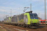 Doppeltraktion, mit den BLS Loks 485 008-7 und 475 408-1 verlassen die Abstellanlage beim badischen Bahnhof. Die Aufnahme stammt vom 21.11.2018.