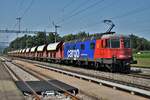 Güterverkehr in Zweidlen vom 21. Juli 2021.
Kieszug mit der Re 620 083-6  AMSTEG-SILENEN  auf Rangierfahrt zum Kieswerk.
Fotostandort: Öffentlich zugänglicher Weg, Bildausschnitt Fotoshop.
Foto: Walter Ruetsch 