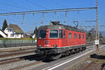 Re 620 084-4 durchfährt solo den Bahnhof Rupperswil. Die Aufnahme stammt vom 10.03.2022.