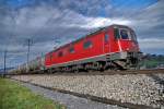 Re 6/6 11616. Unterwegs mit Kesselwaggons bei Frick (Aargau) bei gutem Fotolicht und angenehmen Temperaturen. 5.12.2006