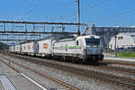 Siemens Vectron 476 457-7 von railCare durchfährt am 12.08.2024 den Bahnhof Rupperswil.