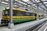 Die He(m) 4/4 41 mit dem (zweiteiligen) Bt 282 der WAB am 5.6.23 im Bahnhof Lauterbrunnen abgestellt.