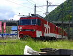 zb - Regio nach Meiringen mit der HGe 4/4 101 968-6 im Bahnhof Interlaken Ost am 2024.05.25 .