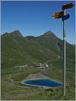 Schon fast bei der Station Eigerglestscher angekommen, gönnte ich mich einen Blick zurück au die grandiose Landschaft und mittendrin, die Station Kleine Scheidegg.
8. August 2016