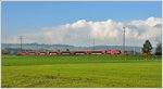 Railjet 169 in der March bei Reichenburg.