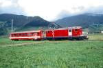 MGB FO-2.Klasse-REGIONALZUG 324 von Andermatt nach Disentis am 04.08.1992 bei Segnas mit Zahnrad-E-Lok HGe 4/4I 36 - B 4254. Hinweis: Zug verkehrt heute nicht mehr.
