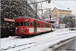 Regionalzug nach Andermatt auf Gleis 13 in Göschenen. (29.11.2017)