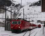 Einfahrt der MGB 108 HGe4/4II mit R815 von Disentis (06:40) ber Andermatt (08:22/08:37) nach Visp (10:50).