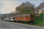 La DER de la Saison / Das Saison Ende der Blonay Chamby Bahn 2024 - Seit einigen Jahren zeigt die Blonay Chamby Bahn zu Saison Ende mit einem etwas verdichteten Fahrplan noch einmal ihrer herrlichen Fahrzeuge im Einsatz. Zum Abschluss des Tages gab es für meinen Geschmack des Höhepunkt des Saisonabschlussfeier: Die RhB Ge 4/4 N° 81; die herrliche Lok verlässt in Blonay mit dem 17:10 Zug in Richtung Chaulin.

27. Oktober 2024 