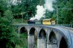 BC Museumsbahn Dampfzug 105064 von (Chaulin)- Weiche nach Blonay am 23.06.1999 auf Baye de Clarens-Viadukt mit Dampflok exSEG G 2x2/2 105 - exCEG C 230 - exRhB As 2.